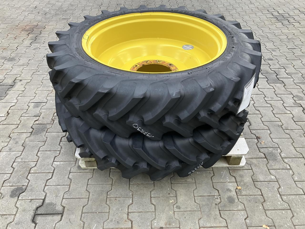 Alliance 12.4R36 - Band voor Landbouwmachine: afbeelding 4 Alliance 12.4R36 - Band voor Landbouwmachine: afbeelding 4