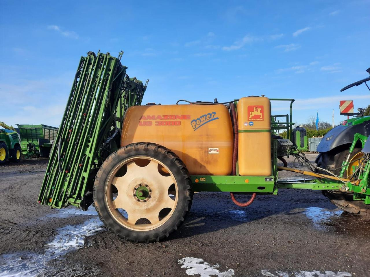 Amazone UG 3000 - Getrokken veldspuit: afbeelding 1 Amazone UG 3000 - Getrokken veldspuit: afbeelding 1