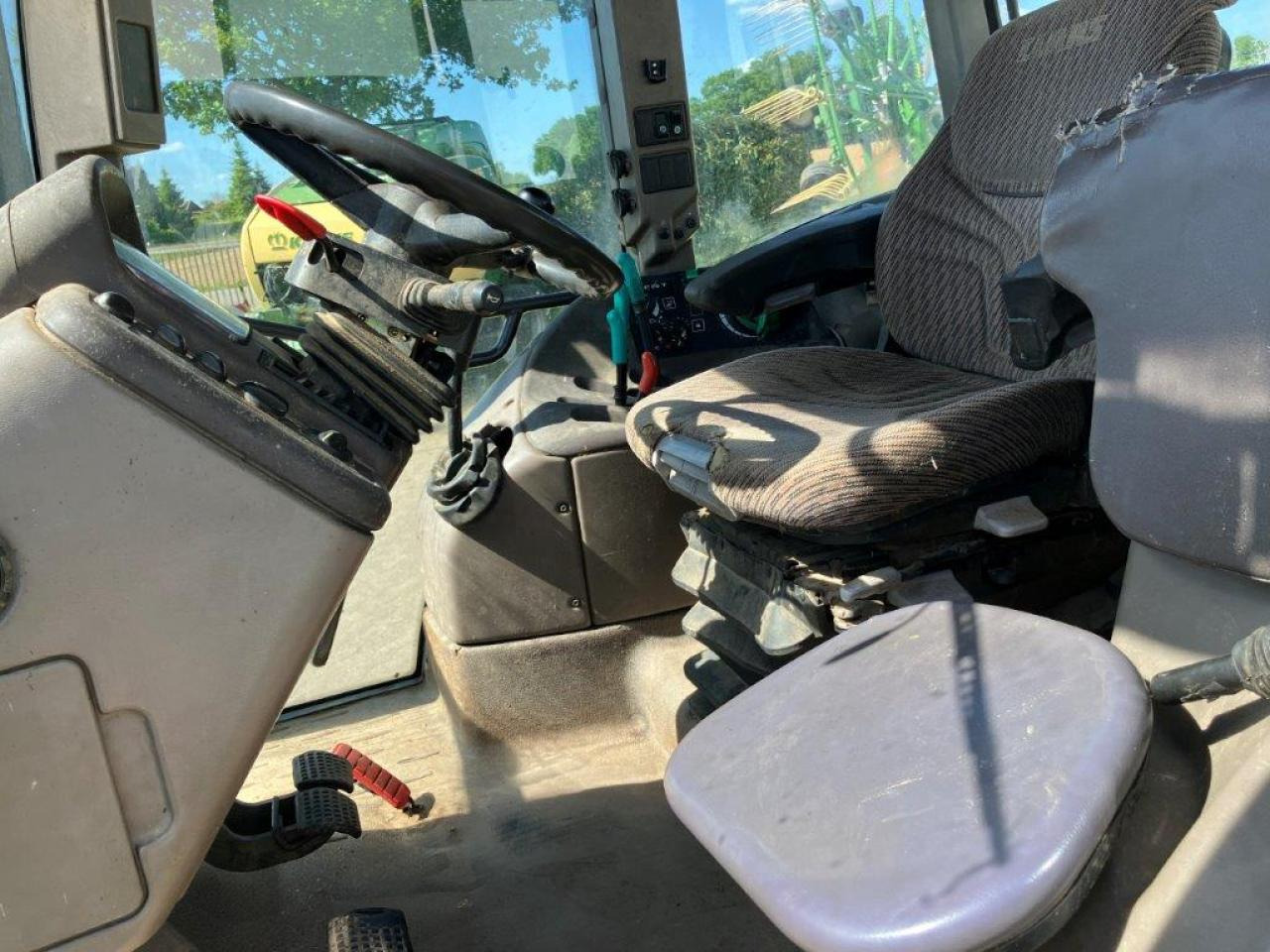 CLAAS Ares 696 - Tractor: afbeelding 4 CLAAS Ares 696 - Tractor: afbeelding 4