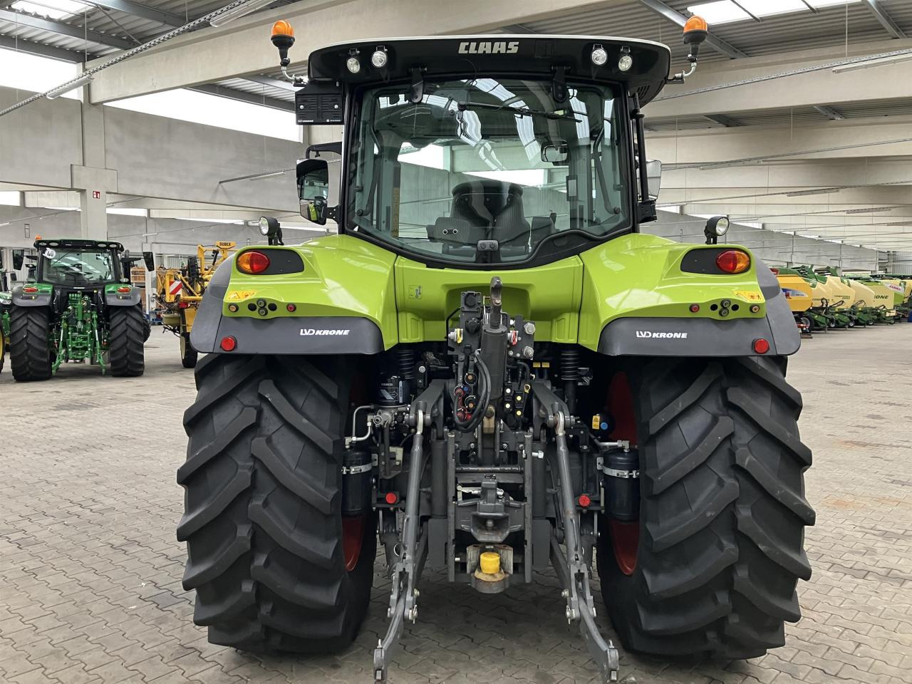 CLAAS Arion 550 - Tractor: afbeelding 5 CLAAS Arion 550 - Tractor: afbeelding 5
