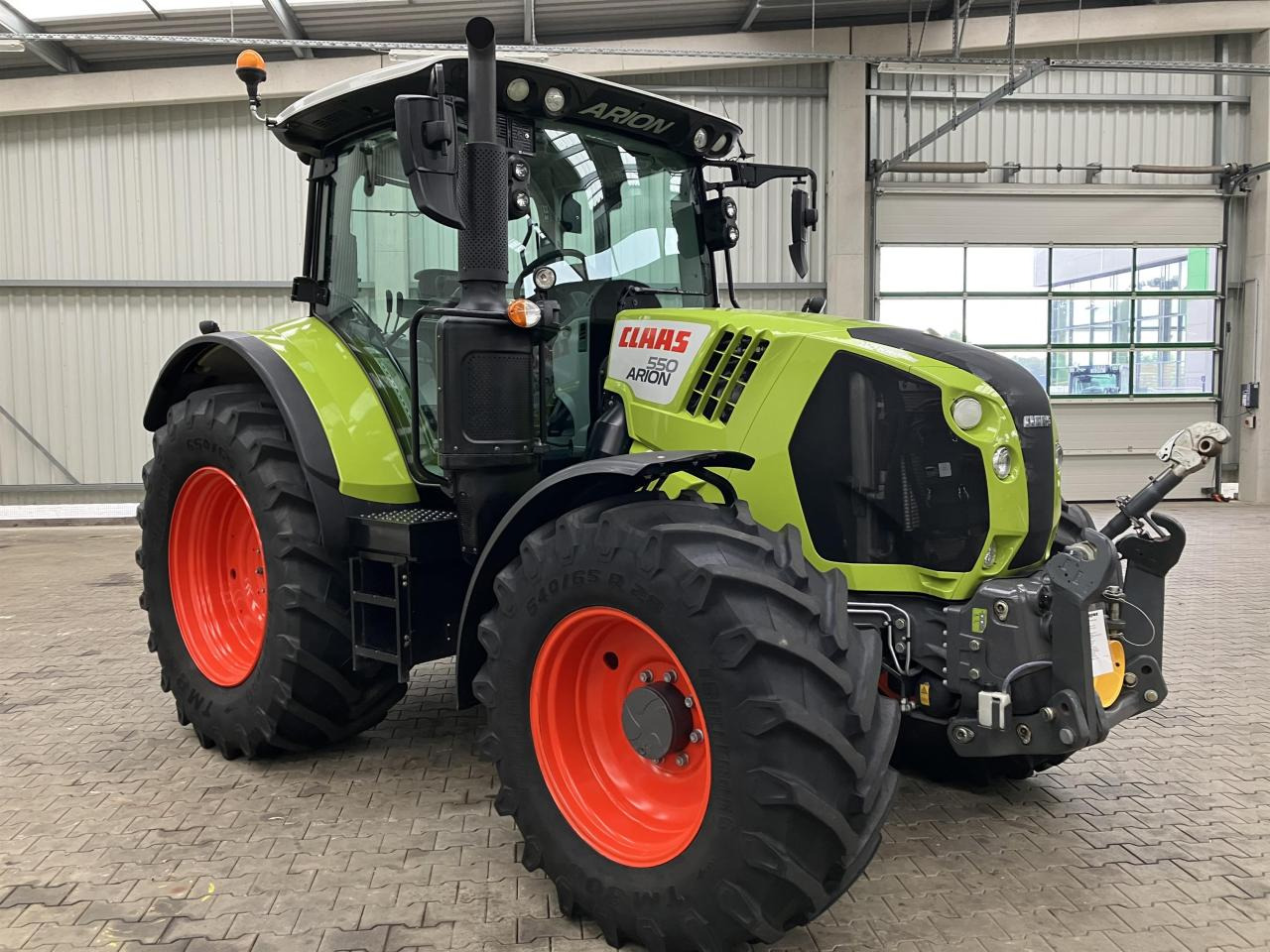 CLAAS Arion 550 - Tractor: afbeelding 3 CLAAS Arion 550 - Tractor: afbeelding 3
