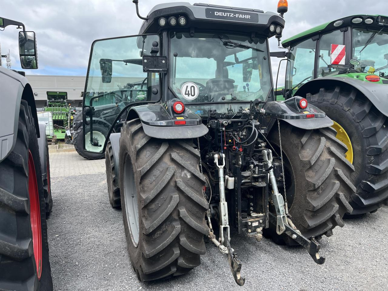 / Deutz-Fahr 6125 C RVShift - Tractor: afbeelding 3 / Deutz-Fahr 6125 C RVShift - Tractor: afbeelding 3