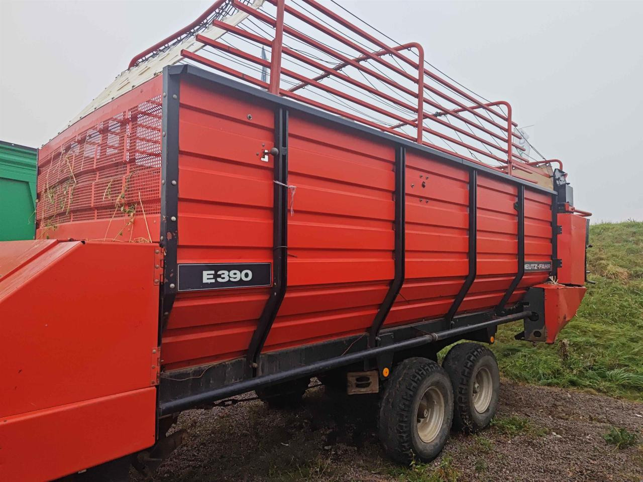 Deutz-Fahr E390 - Opraapwagen: afbeelding 5 Deutz-Fahr E390 - Opraapwagen: afbeelding 5