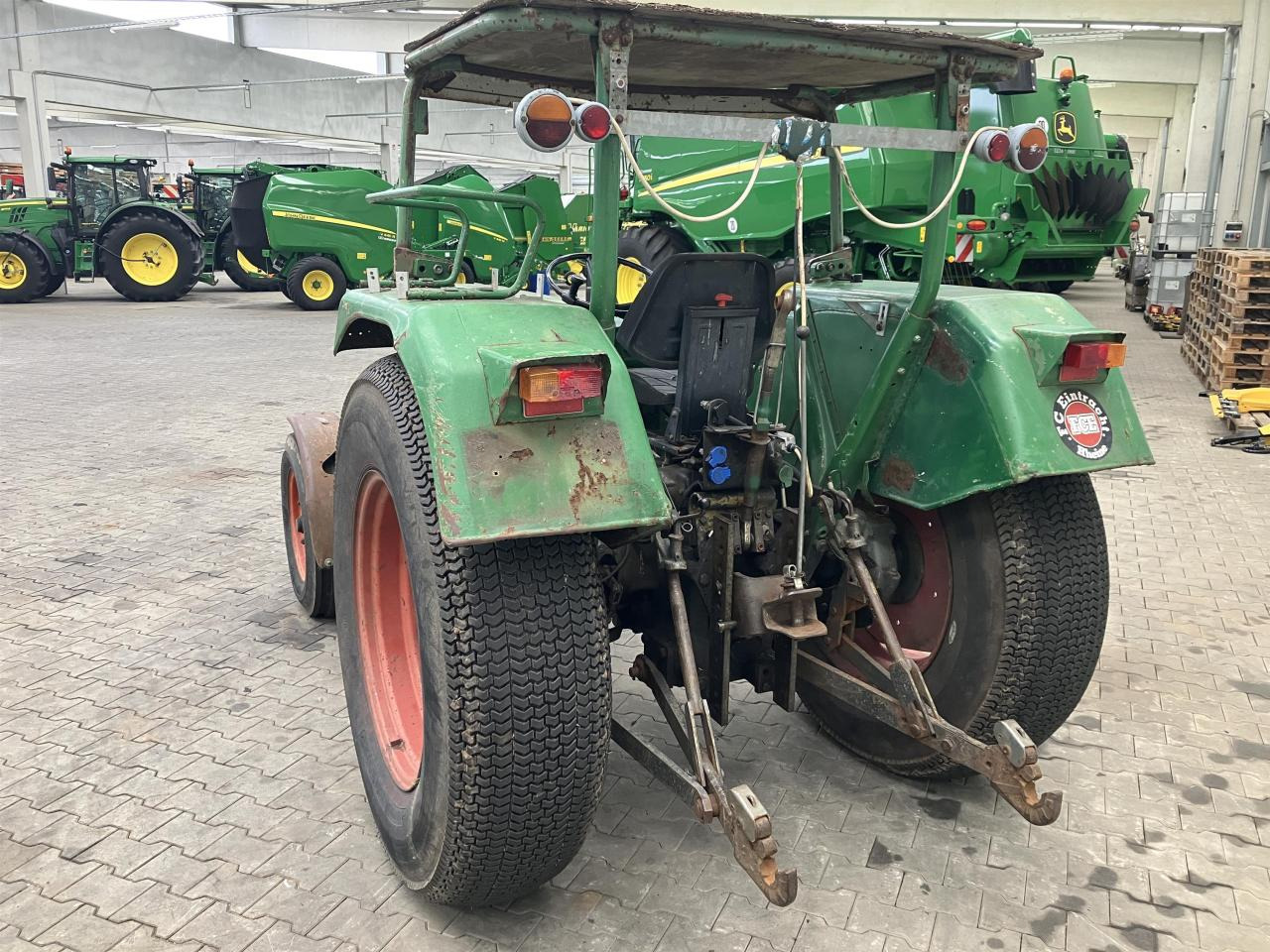 Fendt 104 S Farmer - Tractor: afbeelding 3 Fendt 104 S Farmer - Tractor: afbeelding 3