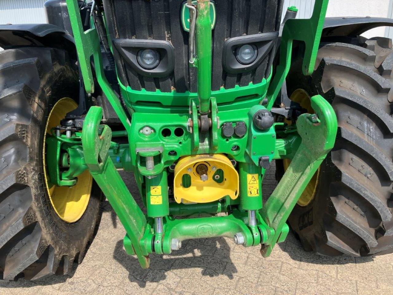 John Deere 6155R - Tractor: afbeelding 4 John Deere 6155R - Tractor: afbeelding 4