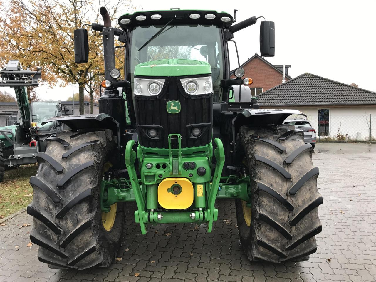 John Deere 6215R - Tractor: afbeelding 3 John Deere 6215R - Tractor: afbeelding 3