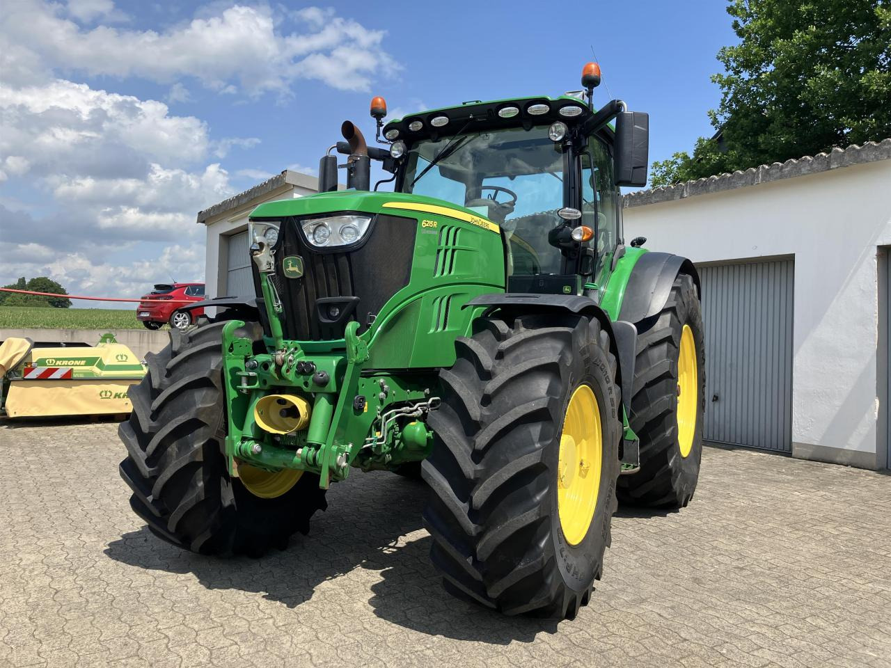 John Deere 6215R - Tractor: afbeelding 1 John Deere 6215R - Tractor: afbeelding 1