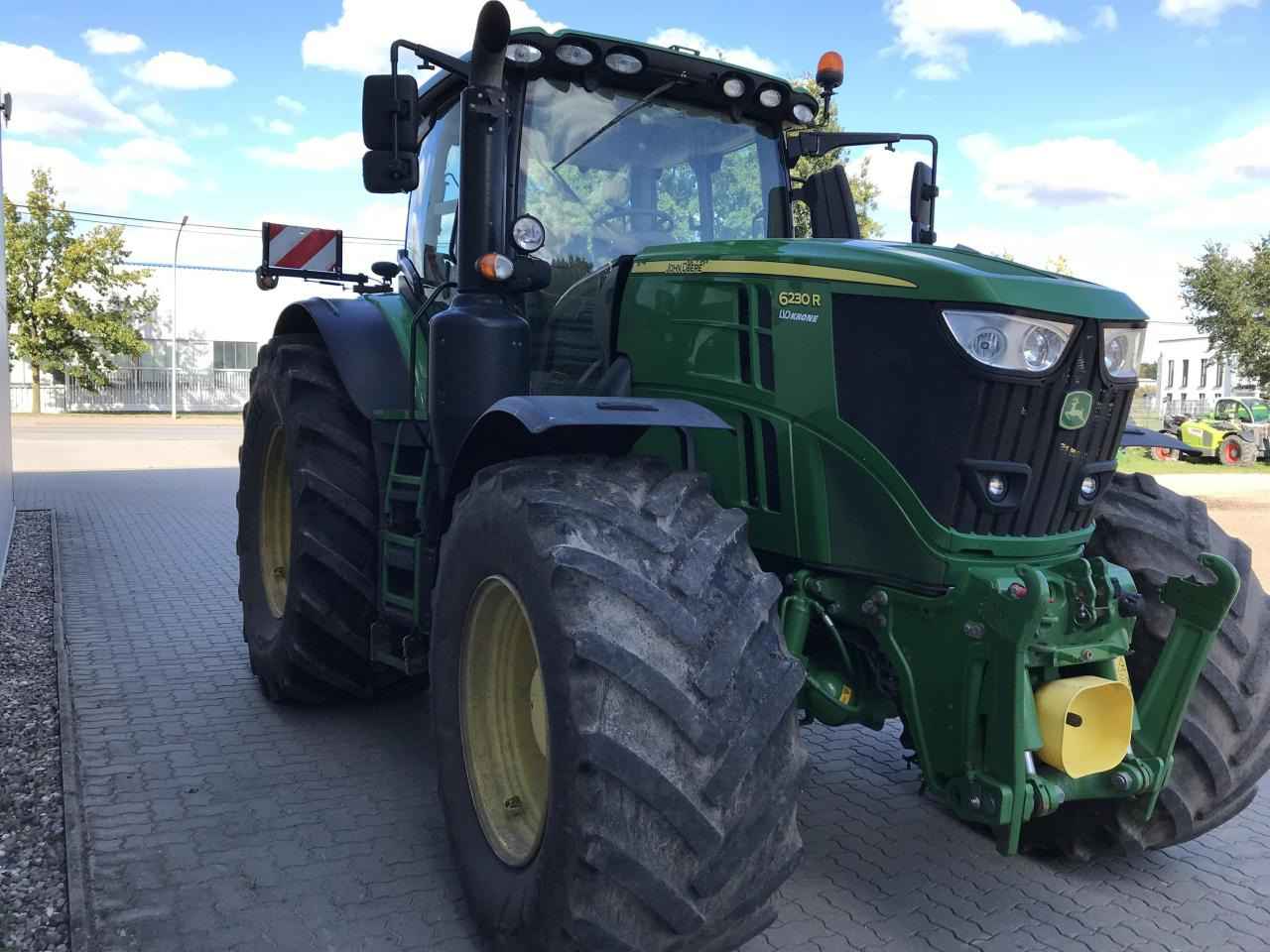 John Deere 6230R - Tractor: afbeelding 2 John Deere 6230R - Tractor: afbeelding 2