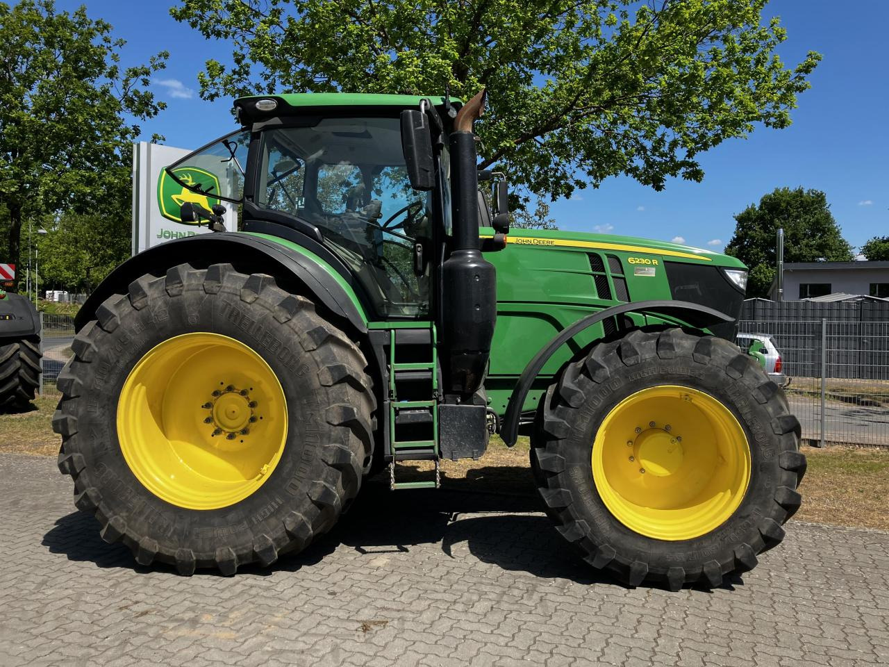 John Deere 6230R - Tractor: afbeelding 2 John Deere 6230R - Tractor: afbeelding 2