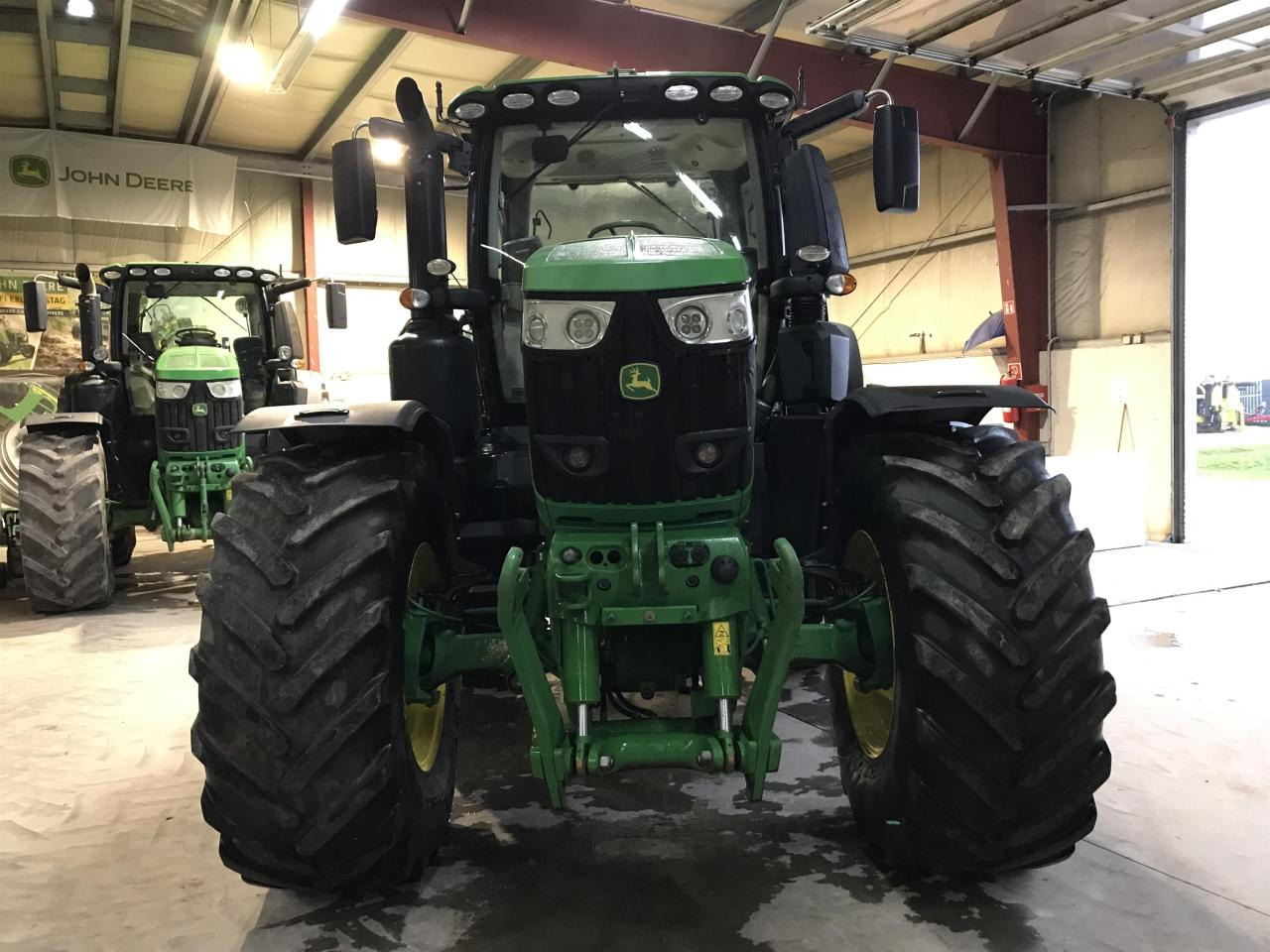 John Deere 6250R - Tractor: afbeelding 3 John Deere 6250R - Tractor: afbeelding 3