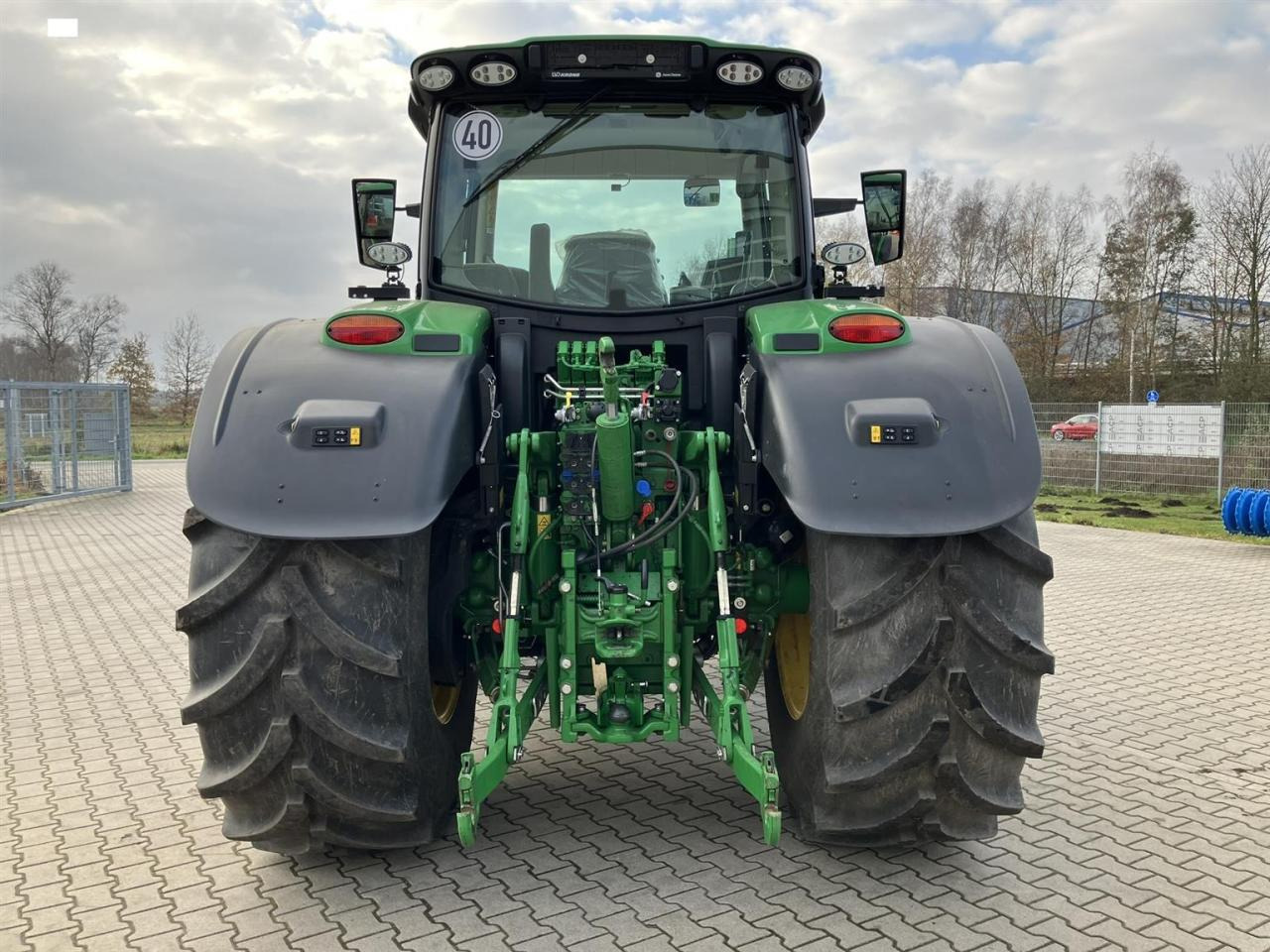 John Deere 6R 185 - Tractor: afbeelding 4 John Deere 6R 185 - Tractor: afbeelding 4