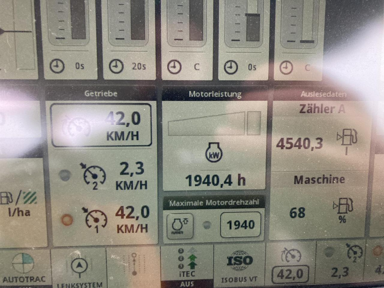 John Deere 6R 215 - Tractor: afbeelding 5 John Deere 6R 215 - Tractor: afbeelding 5