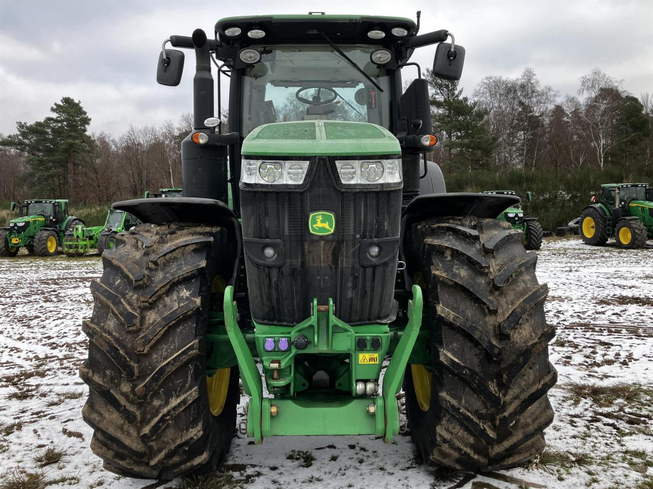 John Deere 7310R - Tractor: afbeelding 3 John Deere 7310R - Tractor: afbeelding 3