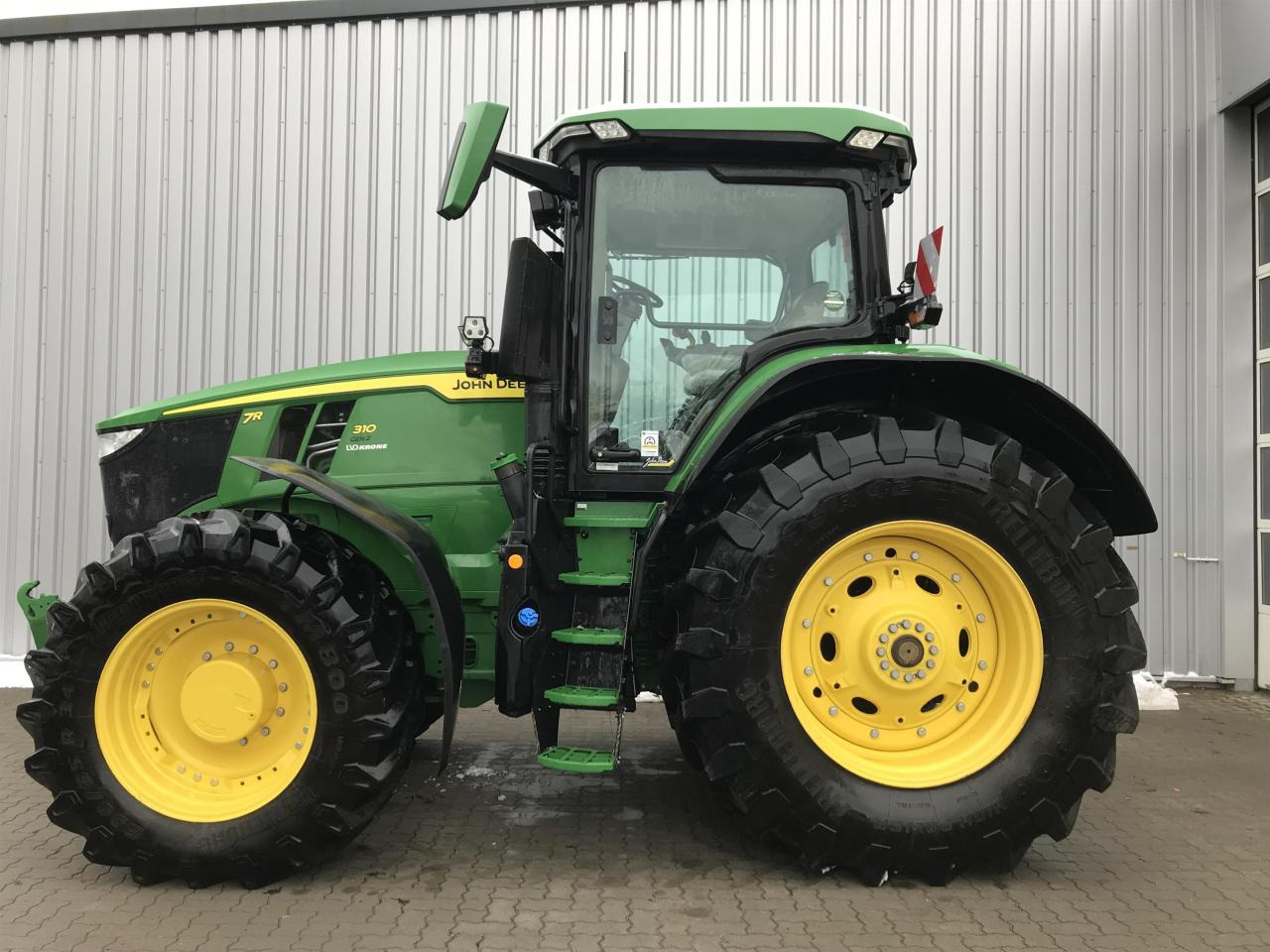 John Deere 7R 310 - Tractor: afbeelding 1 John Deere 7R 310 - Tractor: afbeelding 1