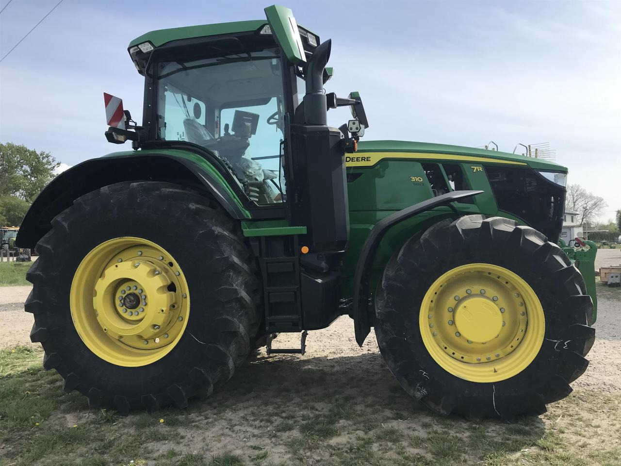 John Deere 7R 310 - Tractor: afbeelding 2 John Deere 7R 310 - Tractor: afbeelding 2