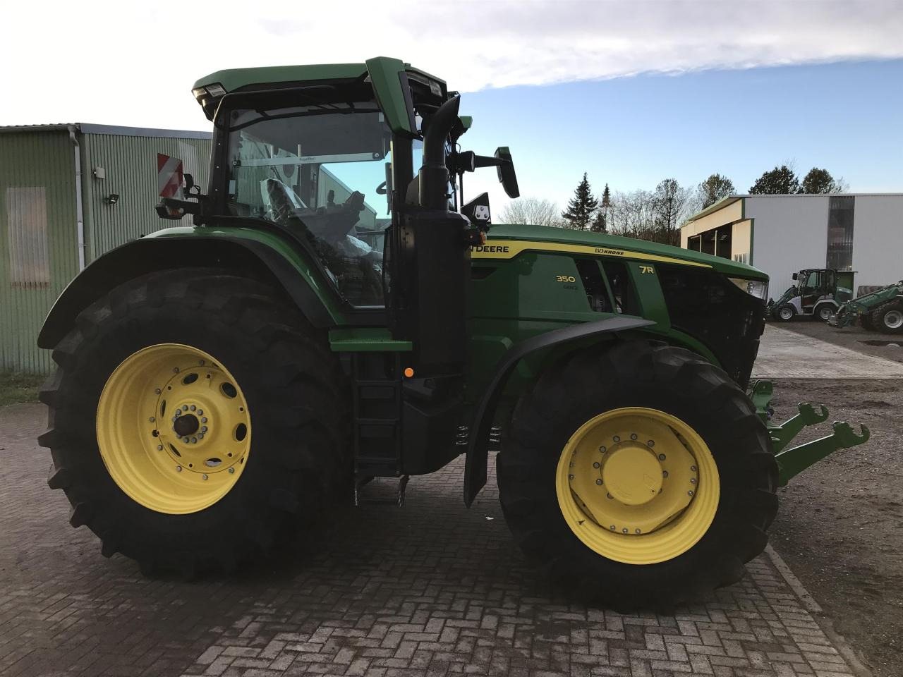 John Deere 7R 350 - Tractor: afbeelding 2 John Deere 7R 350 - Tractor: afbeelding 2