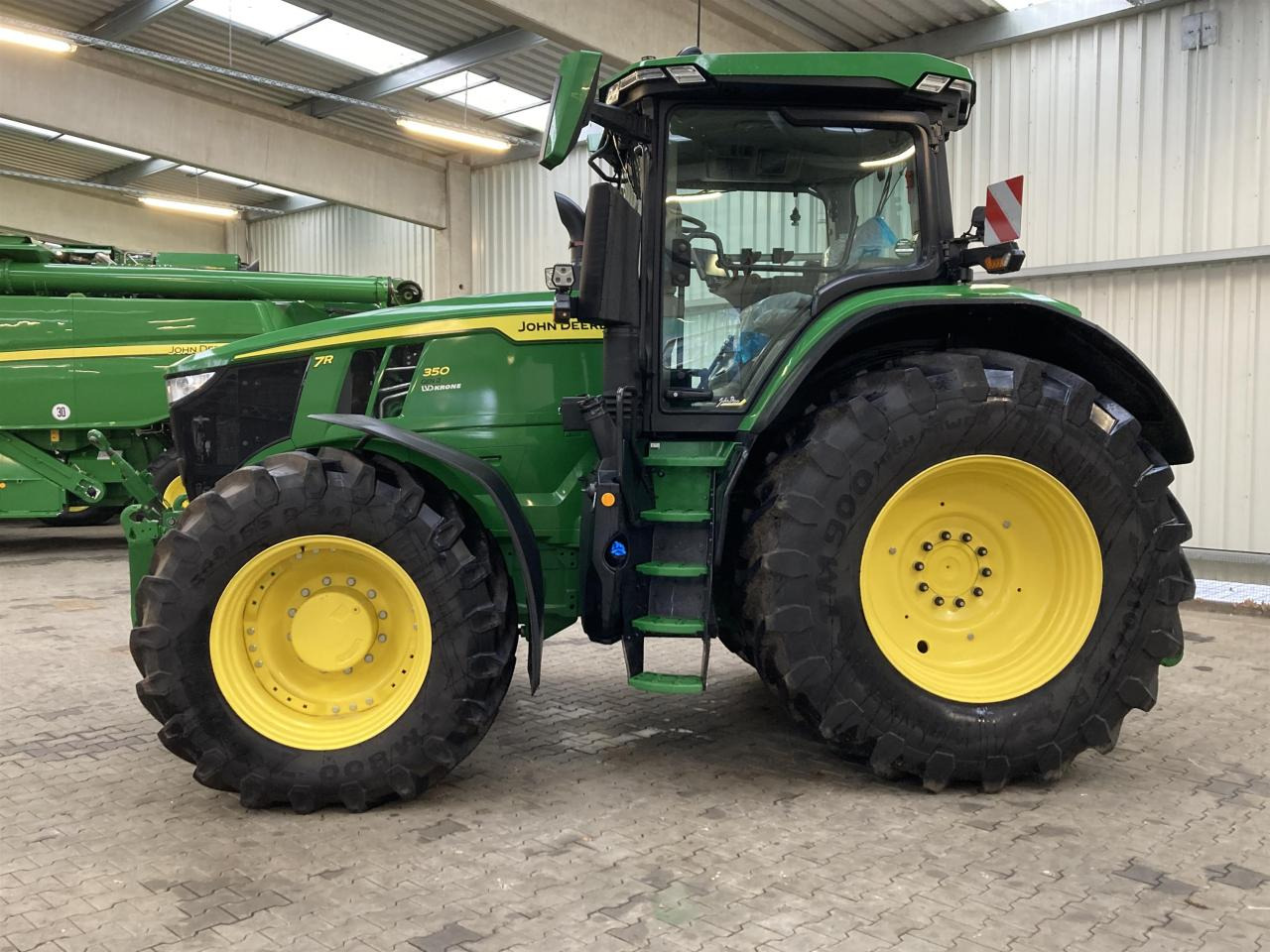 John Deere 7R 350 - Tractor: afbeelding 5 John Deere 7R 350 - Tractor: afbeelding 5