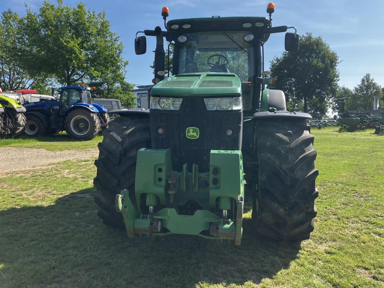 John Deere 8370R - Tractor: afbeelding 3 John Deere 8370R - Tractor: afbeelding 3