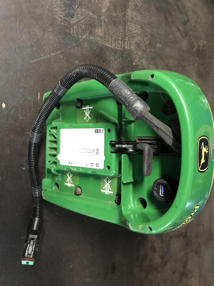 John Deere SF6000 - Navigatiesysteem voor Landbouwmachine: afbeelding 5 John Deere SF6000 - Navigatiesysteem voor Landbouwmachine: afbeelding 5