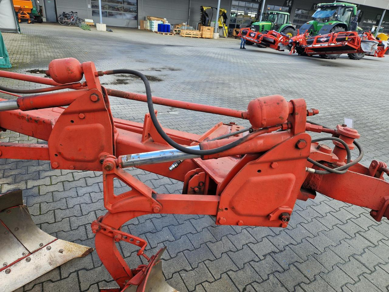 Niemeyer 6-Schar Beetpflug - Ploeg: afbeelding 5 Niemeyer 6-Schar Beetpflug - Ploeg: afbeelding 5