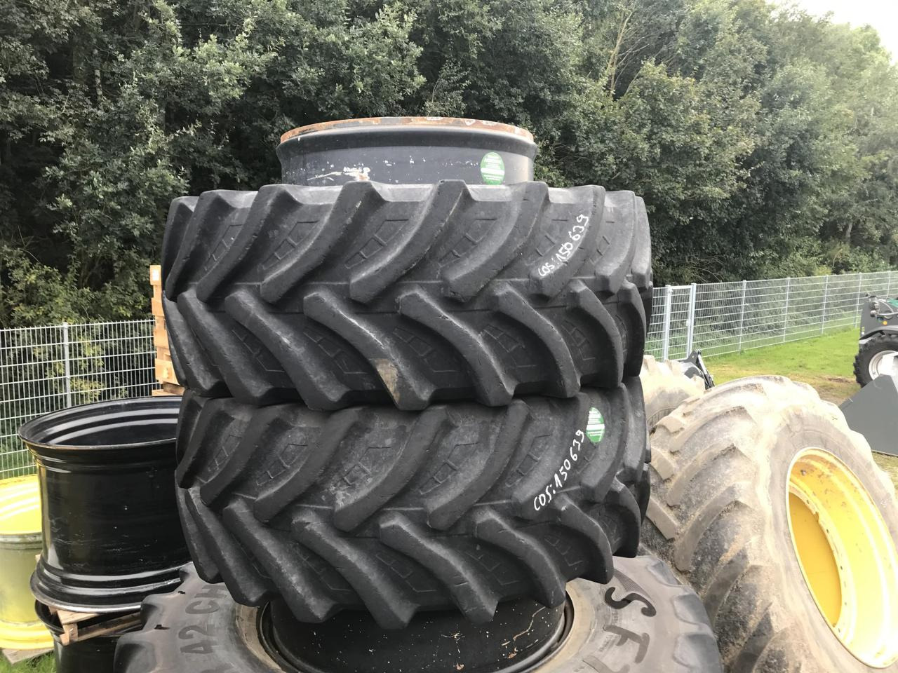 Petlas 600/65R34 - Band voor Landbouwmachine: afbeelding 1 Petlas 600/65R34 - Band voor Landbouwmachine: afbeelding 1