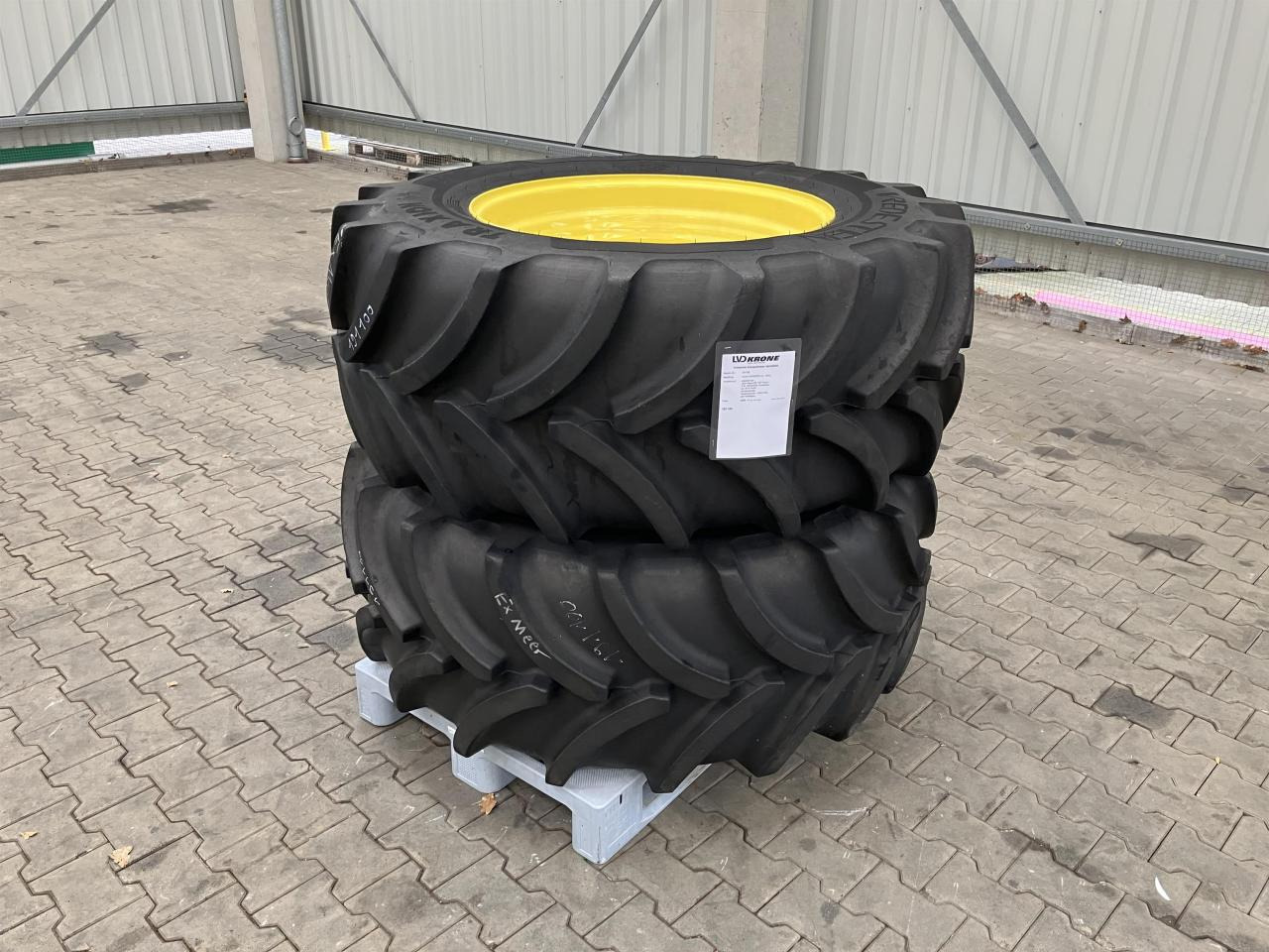 Vredestein 540/65R30 - Band voor Landbouwmachine: afbeelding 1 Vredestein 540/65R30 - Band voor Landbouwmachine: afbeelding 1