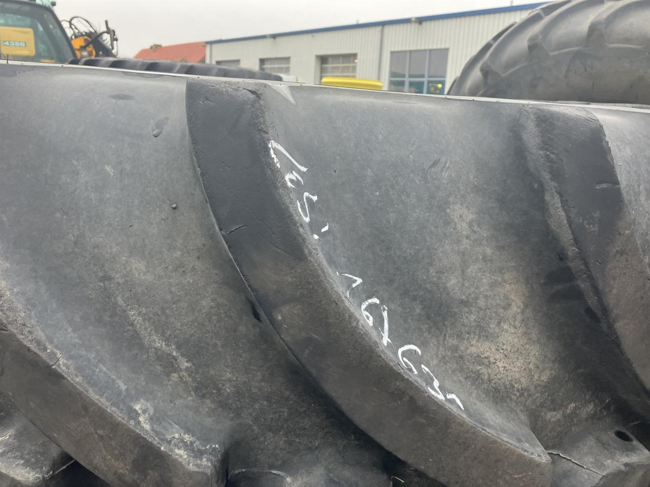 Vredestein 600/70R30 - Band voor Landbouwmachine: afbeelding 2 Vredestein 600/70R30 - Band voor Landbouwmachine: afbeelding 2