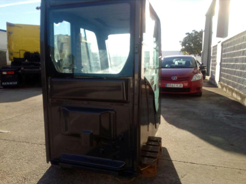 Cab ROPS HITACHI ZX270-3 ZX280-3 4665065 - Cabine voor Bouwmachine: afbeelding 4 Cab ROPS HITACHI ZX270-3 ZX280-3 4665065 - Cabine voor Bouwmachine: afbeelding 4