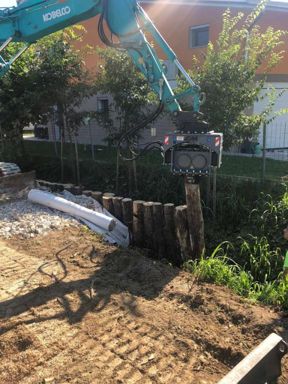 CM Crusher PV 60.100 Pile Driver - Heimachine voor Bouwmachine: afbeelding 1 CM Crusher PV 60.100 Pile Driver - Heimachine voor Bouwmachine: afbeelding 1