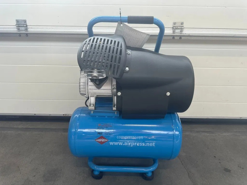 Airpress HL 425-24 Elektrische Zuigercompressor 3 PK 392 L / min 8 Bar Overstock New ! - Luchtcompressor: afbeelding 1 Airpress HL 425-24 Elektrische Zuigercompressor 3 PK 392 L / min 8 Bar Overstock New ! - Luchtcompressor: afbeelding 1