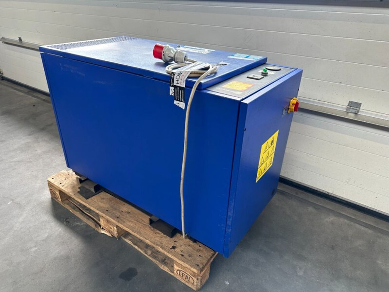 Airpress XA 900 Elektrische Zuigercompressor 5.5 kW 750 L / min 10 Bar - Luchtcompressor: afbeelding 1 Airpress XA 900 Elektrische Zuigercompressor 5.5 kW 750 L / min 10 Bar - Luchtcompressor: afbeelding 1