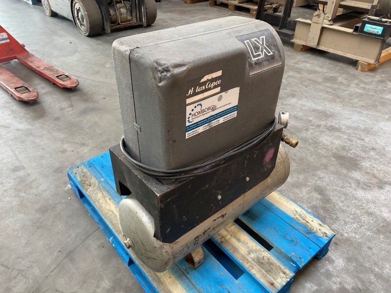 Atlas-Copco LXS 111 1.1 kW 10 bar 125 L / min zuigercompressor met 50 liter ketel - Luchtcompressor: afbeelding 2 Atlas-Copco LXS 111 1.1 kW 10 bar 125 L / min zuigercompressor met 50 liter ketel - Luchtcompressor: afbeelding 2
