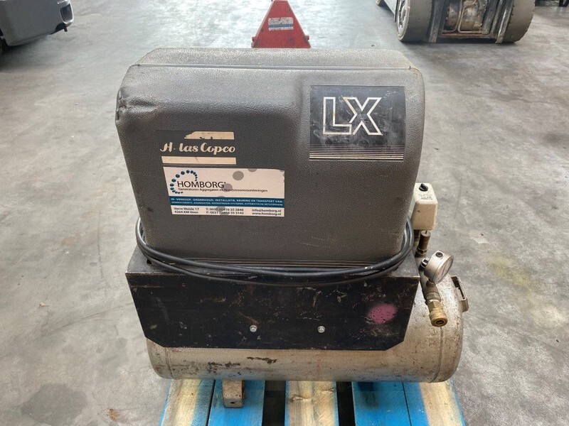 Atlas-Copco LXS 111 1.1 kW 10 bar 125 L / min zuigercompressor met 50 liter ketel - Luchtcompressor: afbeelding 1 Atlas-Copco LXS 111 1.1 kW 10 bar 125 L / min zuigercompressor met 50 liter ketel - Luchtcompressor: afbeelding 1