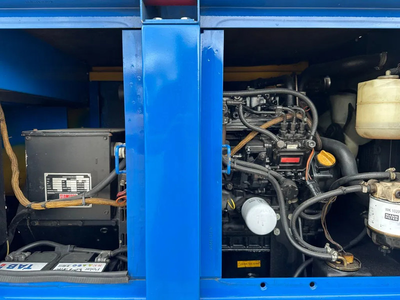 Atlas-Copco QAS 14 Yanmar Stamford 15 kVA Silent generatorset - Industrie generator: afbeelding 3 Atlas-Copco QAS 14 Yanmar Stamford 15 kVA Silent generatorset - Industrie generator: afbeelding 3