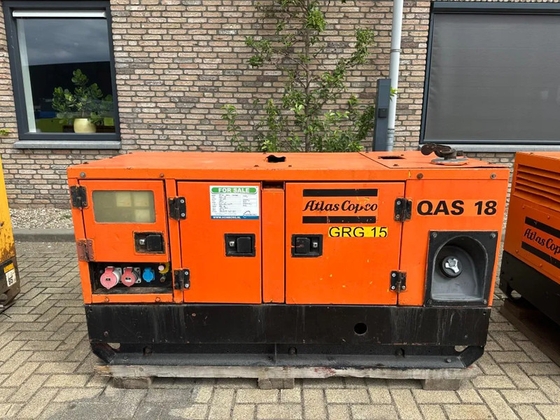 Atlas-Copco QAS 18 Yanmar Mecc Alte Spa 18 kVA Silent generatorset - Industrie generator: afbeelding 1 Atlas-Copco QAS 18 Yanmar Mecc Alte Spa 18 kVA Silent generatorset - Industrie generator: afbeelding 1