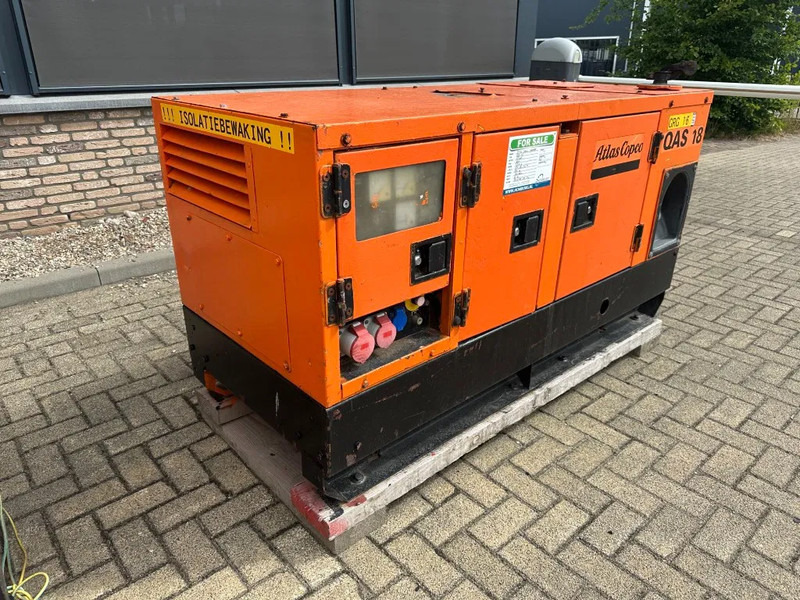 Atlas-Copco QAS 18 Yanmar Mecc Alte Spa 18 kVA Silent generatorset - Industrie generator: afbeelding 4 Atlas-Copco QAS 18 Yanmar Mecc Alte Spa 18 kVA Silent generatorset - Industrie generator: afbeelding 4