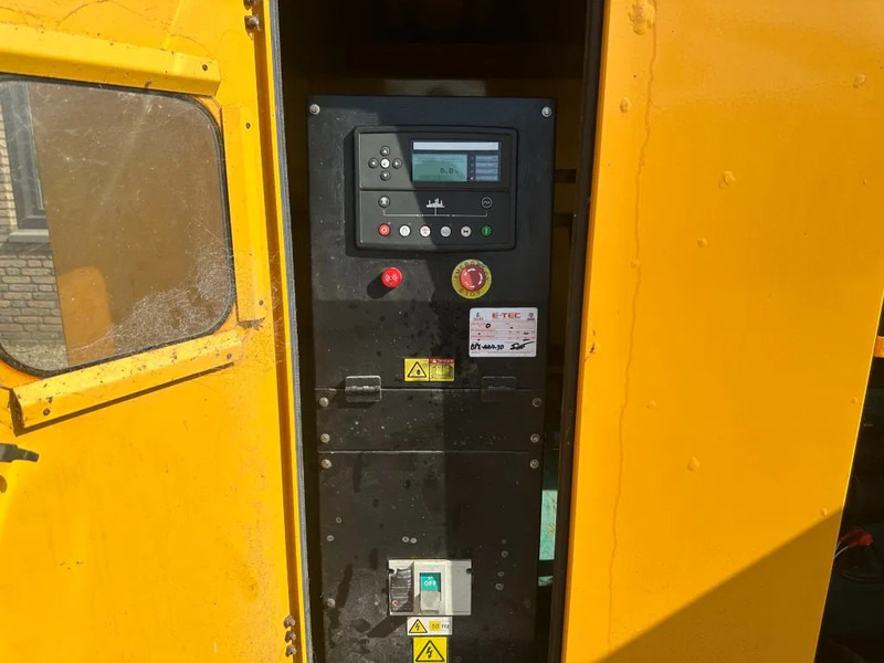 Cummins 6CTAA8.3-G2 Stamford 200 kVA Silent generatorset ex Emergency 64 hours ! - Industrie generator: afbeelding 2 Cummins 6CTAA8.3-G2 Stamford 200 kVA Silent generatorset ex Emergency 64 hours ! - Industrie generator: afbeelding 2