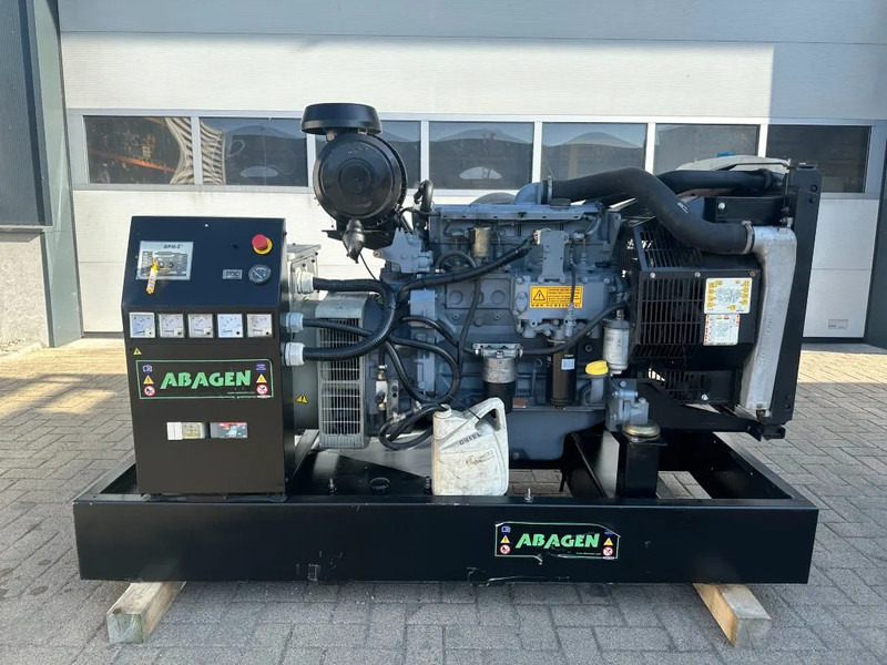 Deutz BF4M 1013 EC Leroy Somer 115 kVA generatorset - Industrie generator: afbeelding 1 Deutz BF4M 1013 EC Leroy Somer 115 kVA generatorset - Industrie generator: afbeelding 1