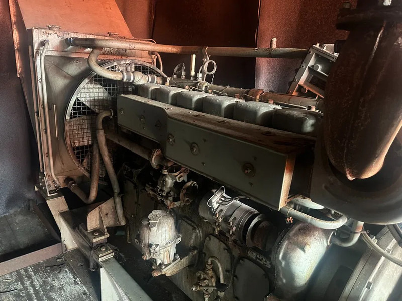Deutz BF6M 716 AvK 200 kVA generatorset in container afzetbak haakarm - Industrie generator: afbeelding 3 Deutz BF6M 716 AvK 200 kVA generatorset in container afzetbak haakarm - Industrie generator: afbeelding 3