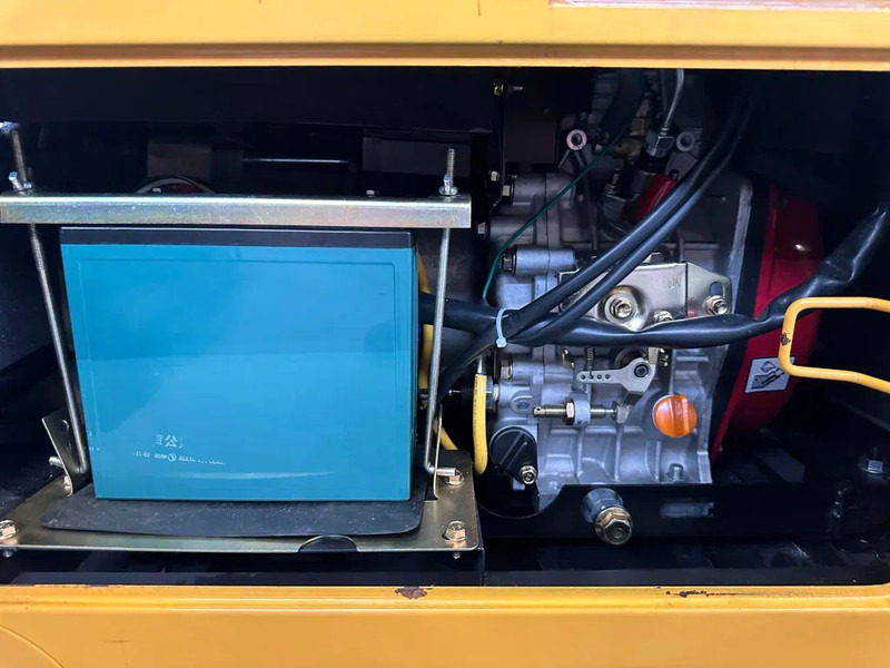Nieuw Industrie generator Diesel Diesel Generator UK-9500 5.5 kW 230 en 400 Volt Silent Diesel generator New !: afbeelding 5