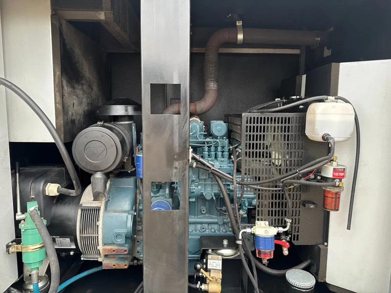 Europower EPUS44TDE Kubota Leroy Somer 44 kVA Supersilent Rental generatorset 2018 ! - Industrie generator: afbeelding 3 Europower EPUS44TDE Kubota Leroy Somer 44 kVA Supersilent Rental generatorset 2018 ! - Industrie generator: afbeelding 3