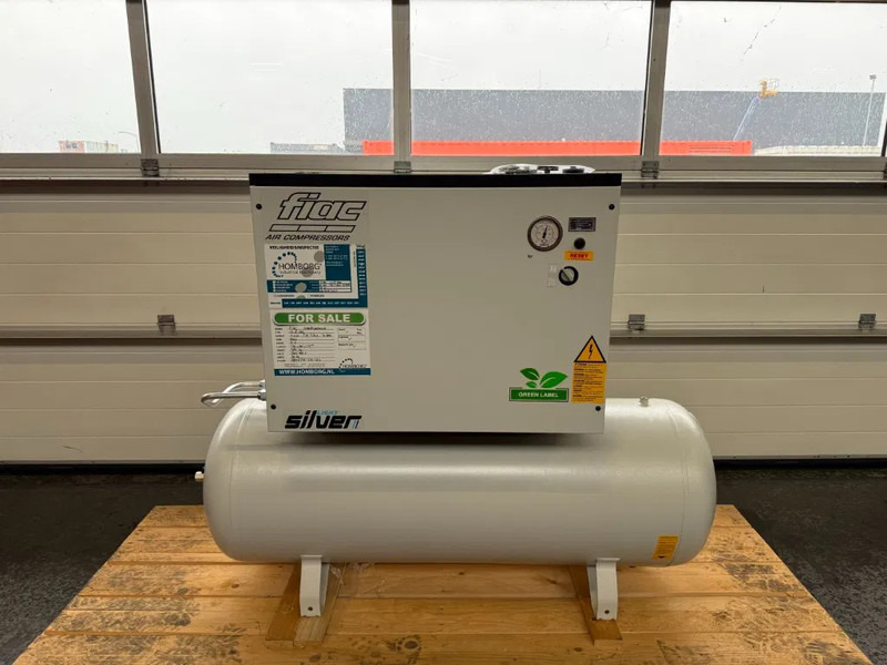 Fiac LS 8 - 200 Elektrische Schroefcompressor 6 kW 736 L / min 10 Bar New ! Overstock ! - Luchtcompressor: afbeelding 1 Fiac LS 8 - 200 Elektrische Schroefcompressor 6 kW 736 L / min 10 Bar New ! Overstock ! - Luchtcompressor: afbeelding 1