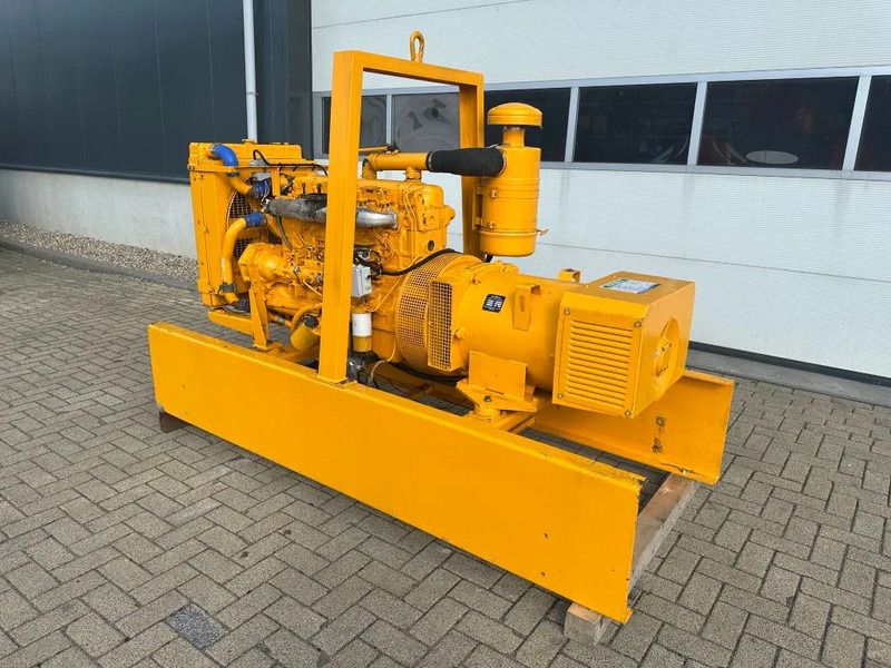 Ford Leroy Somer 80 kVA noodstroom generatorset ex Emergency 119 hours ! - Industrie generator: afbeelding 2 Ford Leroy Somer 80 kVA noodstroom generatorset ex Emergency 119 hours ! - Industrie generator: afbeelding 2