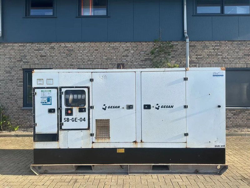 GESAN DVR 250 Volvo leroy Somer 275 kVA Silent Rental generatorset - Industrie generator: afbeelding 1 GESAN DVR 250 Volvo leroy Somer 275 kVA Silent Rental generatorset - Industrie generator: afbeelding 1