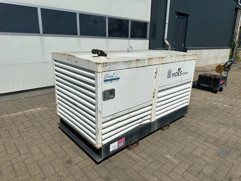 Hatz 3L41C Silentpack 22.5 kVA Silent generatorset - Industrie generator: afbeelding 5 Hatz 3L41C Silentpack 22.5 kVA Silent generatorset - Industrie generator: afbeelding 5