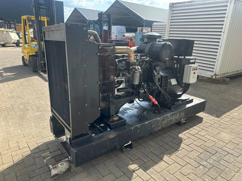 Industrie generator Himoinsa Iveco NEF 60 TE2 Stamford 200 kVA generatorset: afbeelding 16