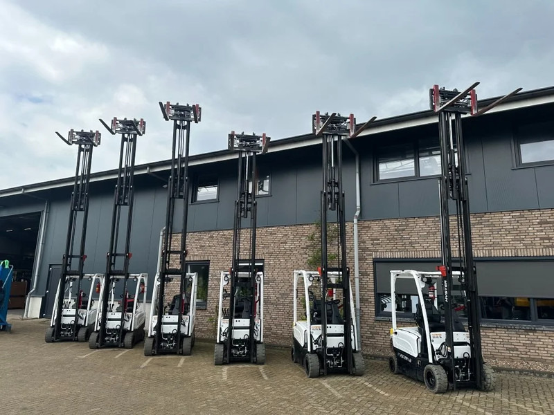 Elektrische heftruck Hyster J1.8XN MWB 1.8 ton Triplex Freelift Sideshift Positioner Elektra Heftruck Accu 2023: afbeelding 18