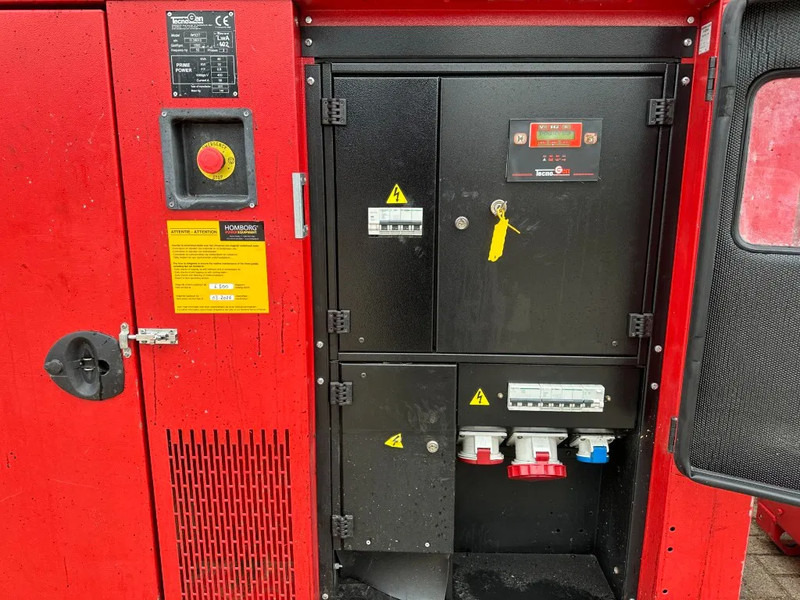 Iveco FPT Tecnogen Mecc Alte Spa 40 kVA Silent generatorset - Industrie generator: afbeelding 2 Iveco FPT Tecnogen Mecc Alte Spa 40 kVA Silent generatorset - Industrie generator: afbeelding 2