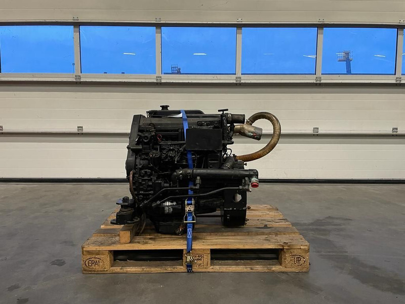 Iveco Fiat 8141 Diesel Motor 4 cilinder 53 kW / 74 PK Diesel Engine - Motor voor Vrachtwagen: afbeelding 1 Iveco Fiat 8141 Diesel Motor 4 cilinder 53 kW / 74 PK Diesel Engine - Motor voor Vrachtwagen: afbeelding 1