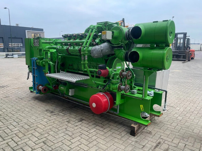 Jenbacher JW312 GSB Stamford 910 kVA gas generatorset - Industrie generator: afbeelding 3 Jenbacher JW312 GSB Stamford 910 kVA gas generatorset - Industrie generator: afbeelding 3